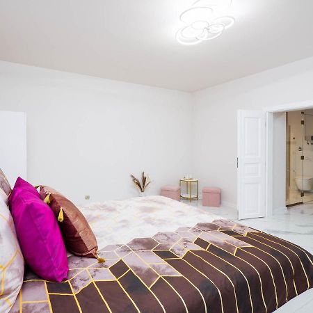 Apartament Gold Aleja Nmp 8 - Free Parking Ченстохова Экстерьер фото