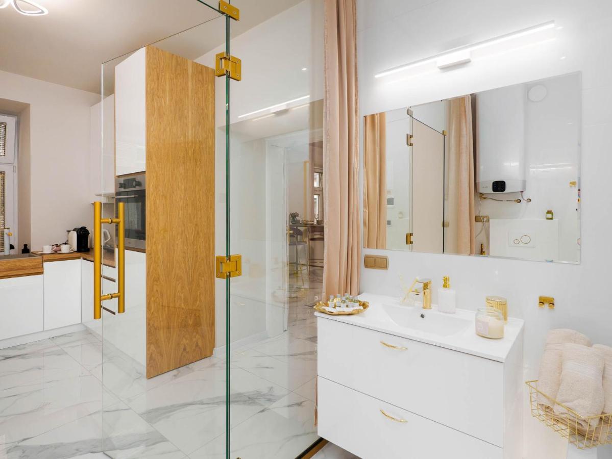Apartament Gold Aleja Nmp 8 - Free Parking Ченстохова Экстерьер фото